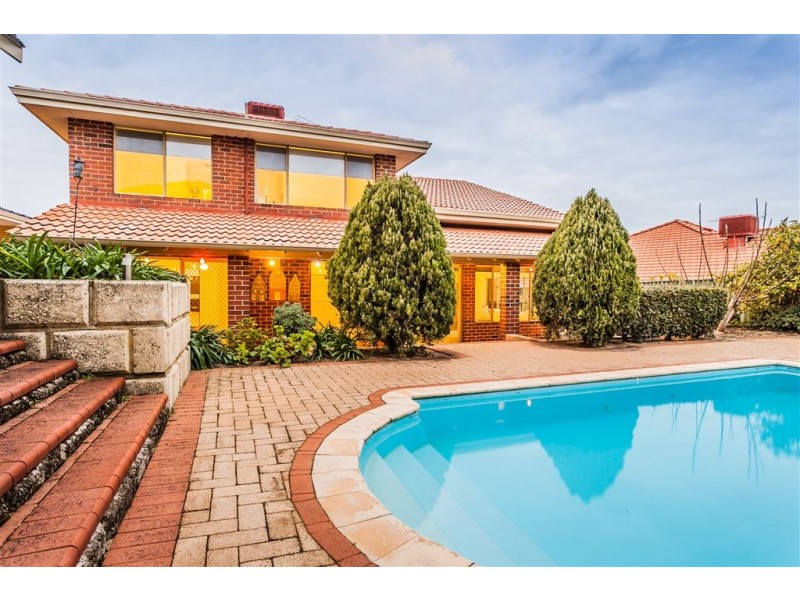 25 Edmiston Way, Winthrop WA 6150