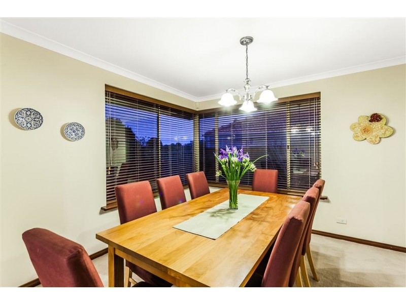 25 Edmiston Way, Winthrop WA 6150