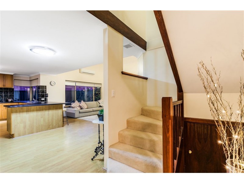25 Edmiston Way, Winthrop WA 6150