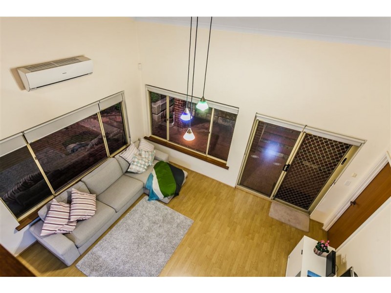 25 Edmiston Way, Winthrop WA 6150
