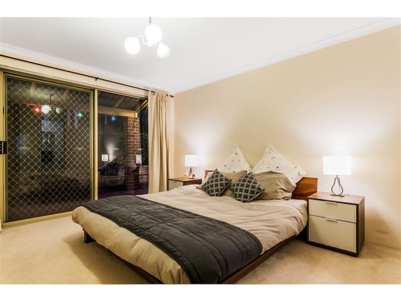 25 Edmiston Way, Winthrop WA 6150