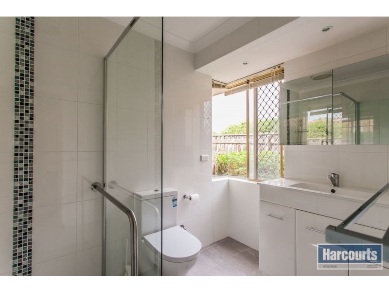 21 Chesters Way, Winthrop WA 6150