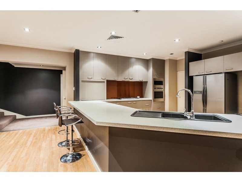 36 Whitfeld Terrace, Winthrop WA 6150