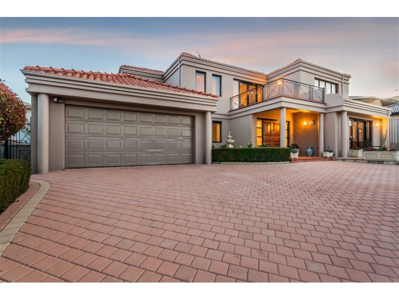 50 Le Souef Drive, Kardinya WA 6163