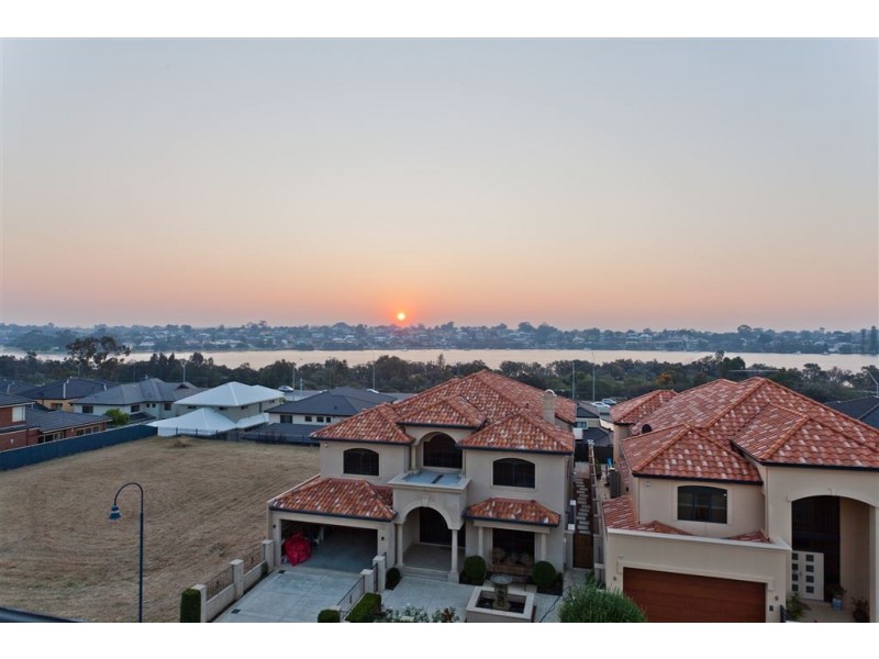 14 Kirkby Rdge, Salter Point WA 6152