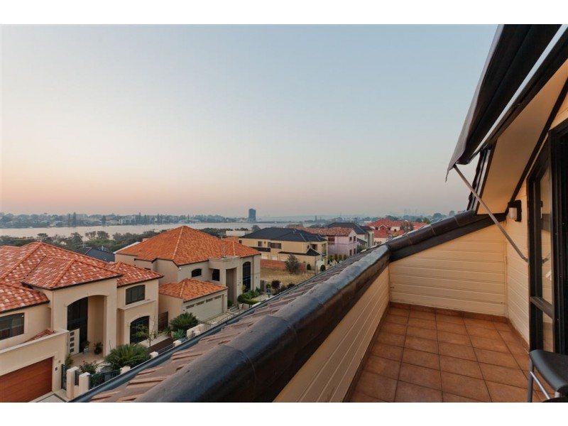 14 Kirkby Rdge, Salter Point WA 6152