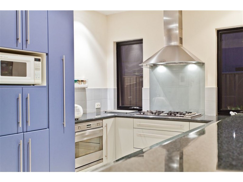 14 Kirkby Rdge, Salter Point WA 6152