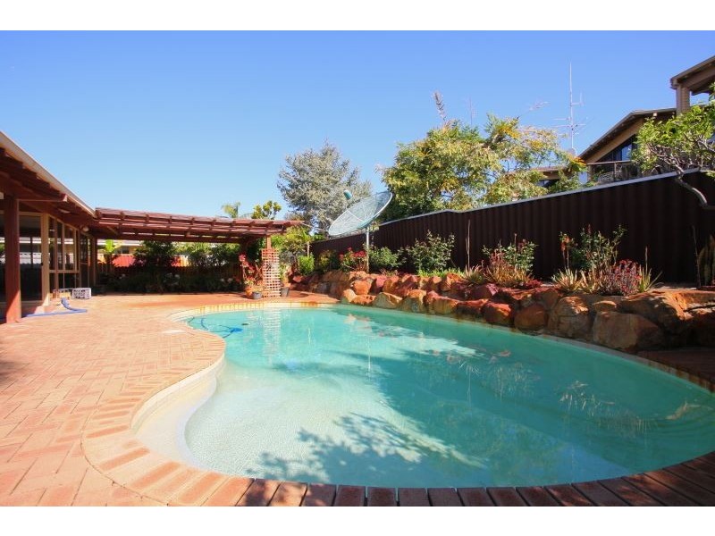 38 Whitfeld Terrace, Winthrop WA 6150