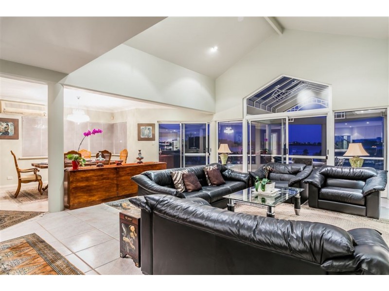 265 The Esplanade, Mount Pleasant WA 6153