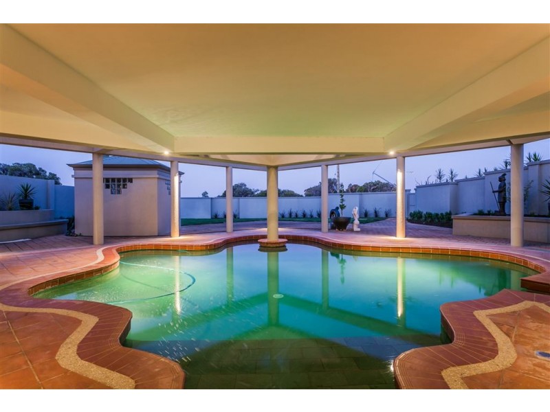 265 The Esplanade, Mount Pleasant WA 6153