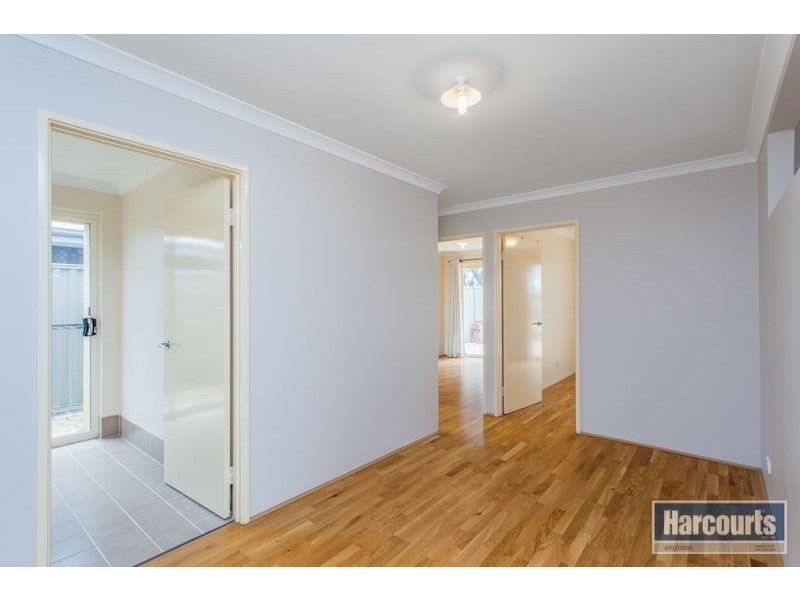 16 Gilman Court, Piara Waters WA 6112