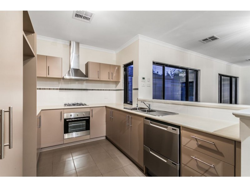 8 Leece Place, Booragoon WA 6154