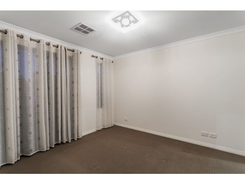 8 Leece Place, Booragoon WA 6154