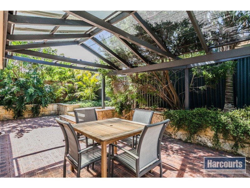 104B Zenobia Street, Palmyra WA 6157