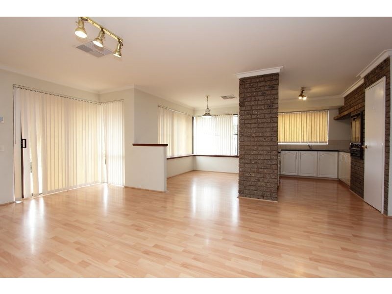 159 Aitken Drive, Winthrop WA 6150