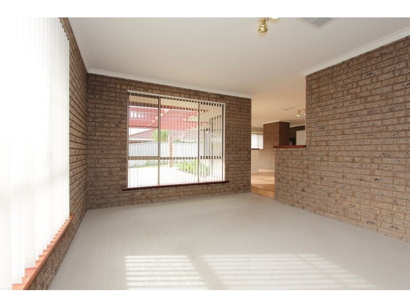 159 Aitken Drive, Winthrop WA 6150