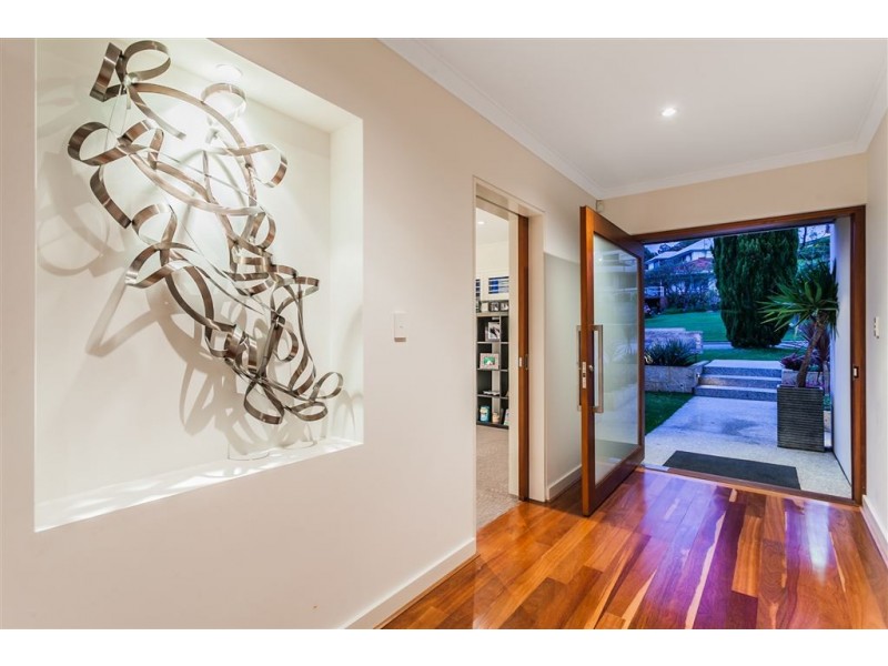 51A Doney Street, Alfred Cove WA 6154