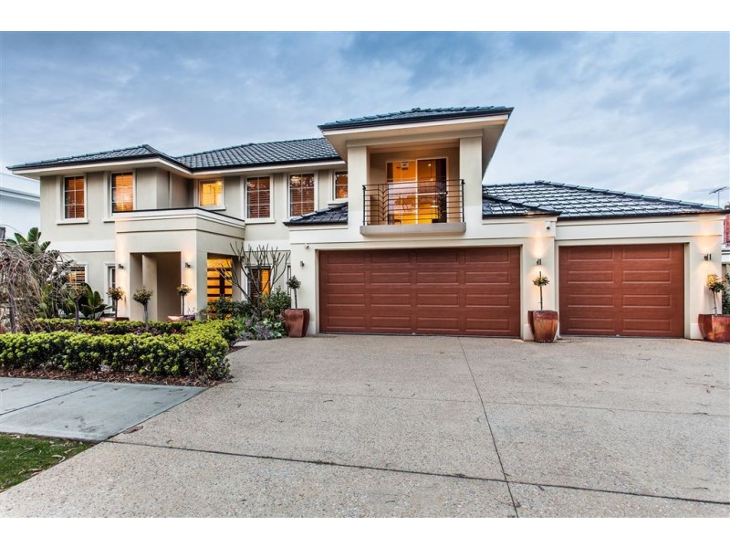 26 Mount Henry Road, Salter Point WA 6152