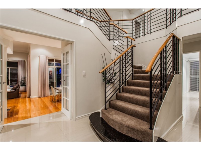 26 Mount Henry Road, Salter Point WA 6152