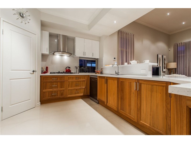 26 Mount Henry Road, Salter Point WA 6152