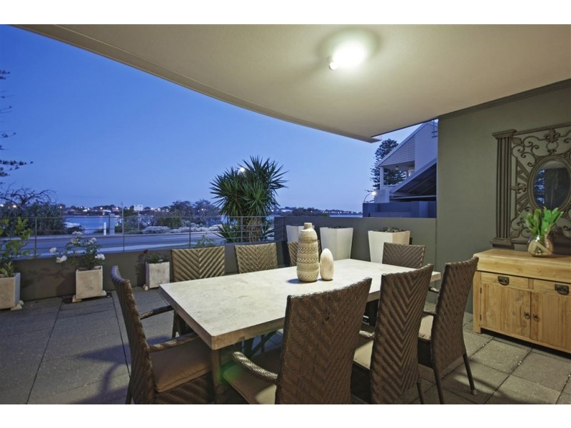 26/21 The Esplanade, Mount Pleasant WA 6153