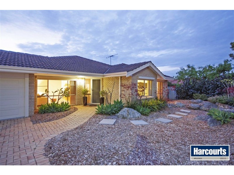 74 Winthrop Drive, Winthrop WA 6150