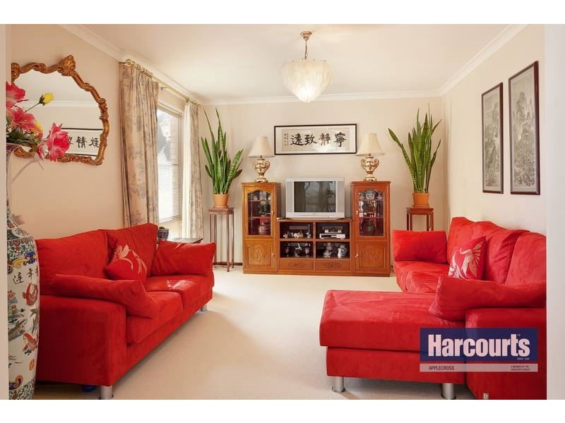 6 Stormon Ridge, Winthrop WA 6150