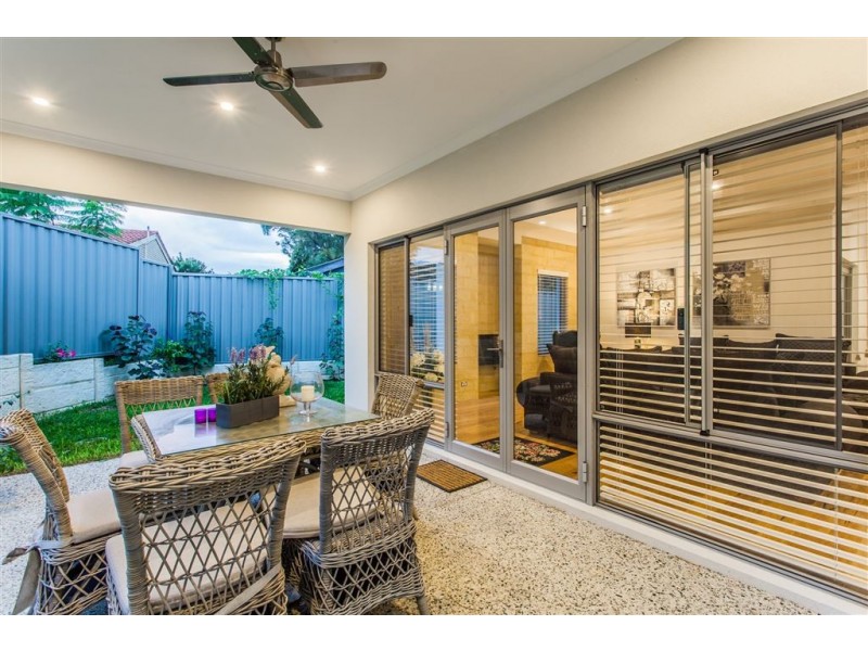12 Maldon Way, Mount Pleasant WA 6153