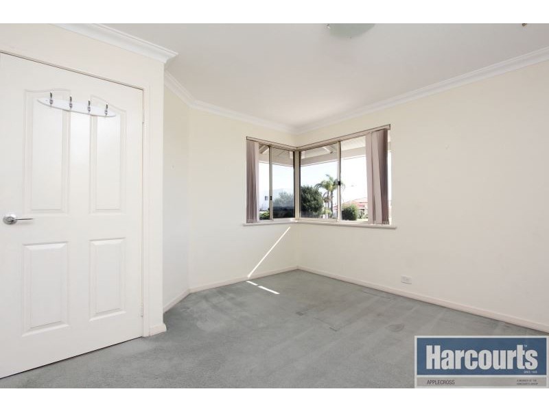 5 Colebatch Hill, Kardinya WA 6163