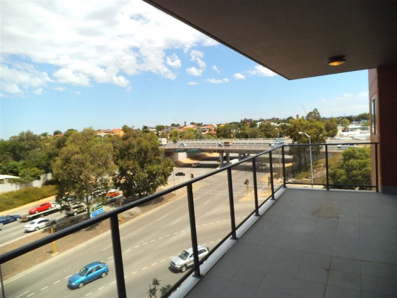 83/3 Homelea Court, Rivervale WA 6103