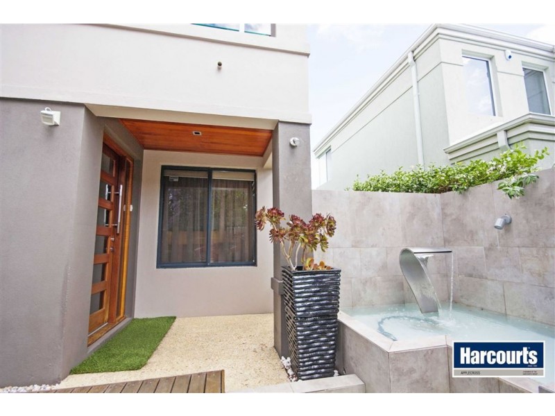 35C Macrae Rd, Applecross WA 6153