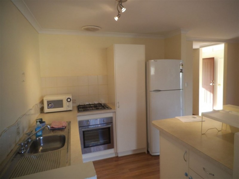 77A Homestead Rd, Gosnells WA 6110