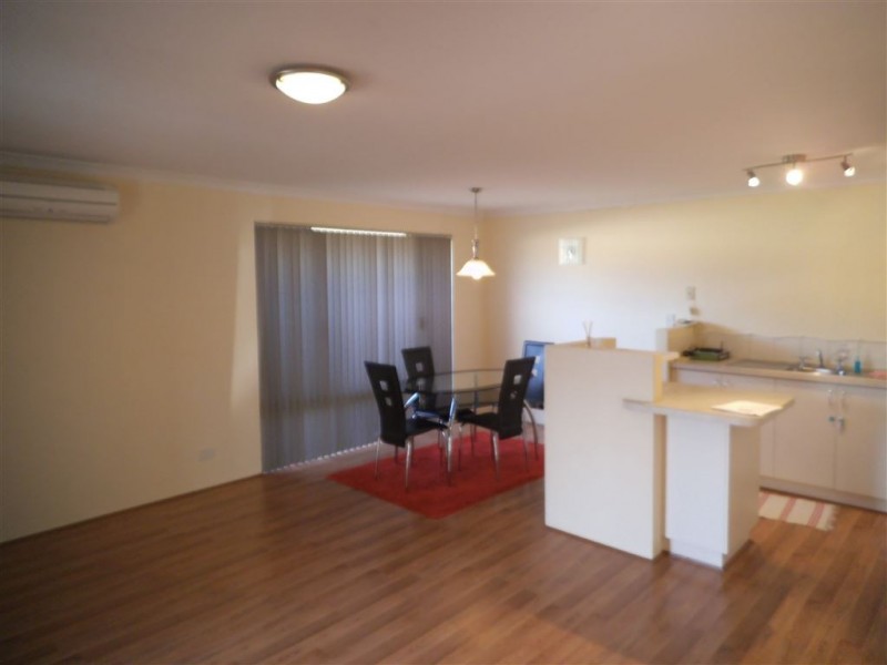 77A Homestead Rd, Gosnells WA 6110