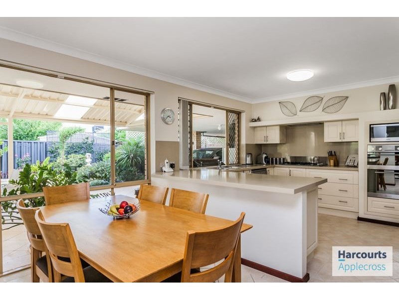 2 Kirwan Way, Winthrop WA 6150
