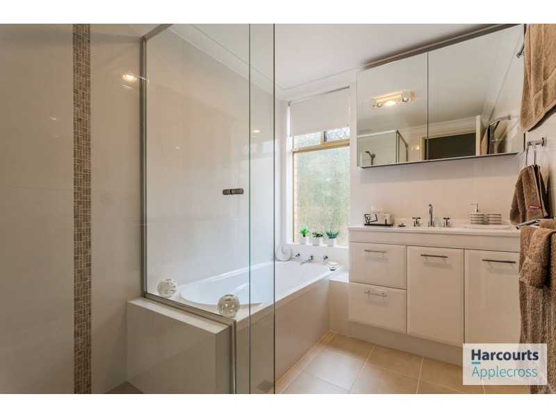 2 Kirwan Way, Winthrop WA 6150