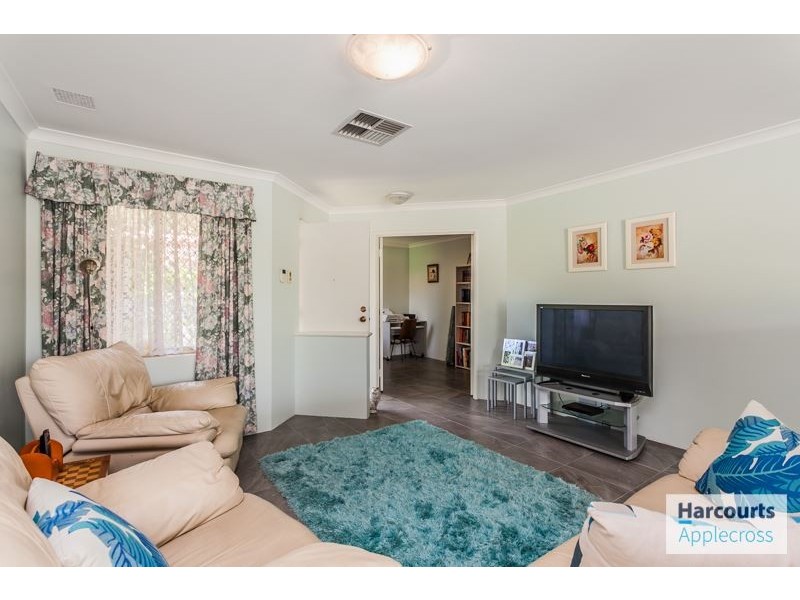 10/2 Cerberus Avenue, Parkwood WA 6147