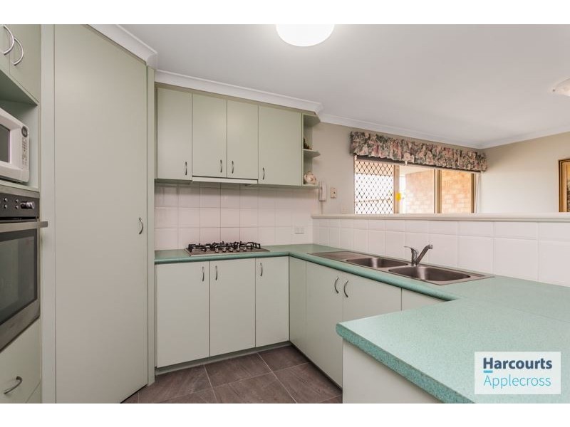 10/2 Cerberus Avenue, Parkwood WA 6147