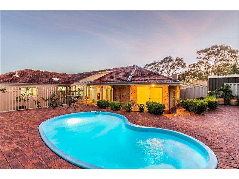 20 Edgar Way, Mount Pleasant WA 6153