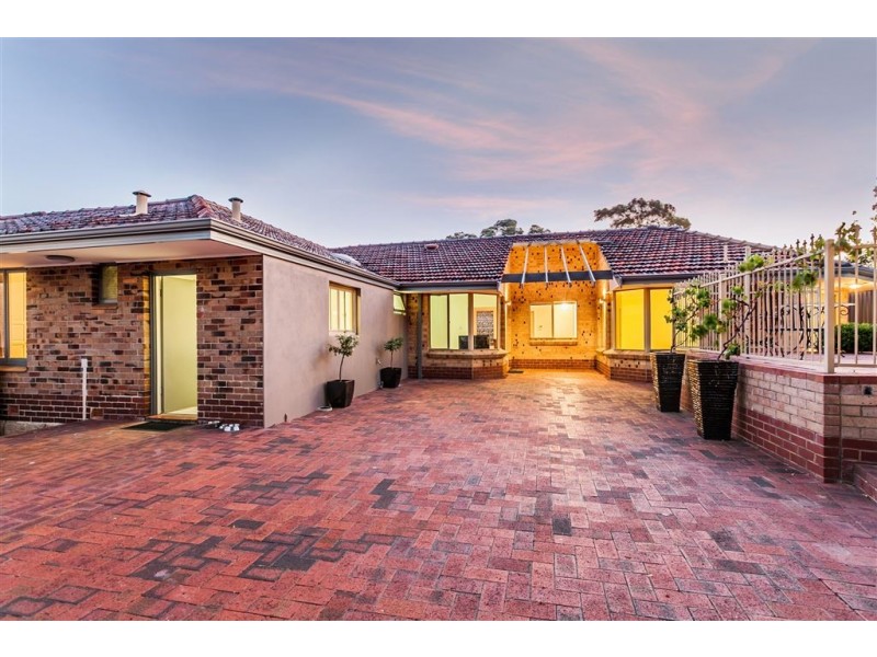 20 Edgar Way, Mount Pleasant WA 6153