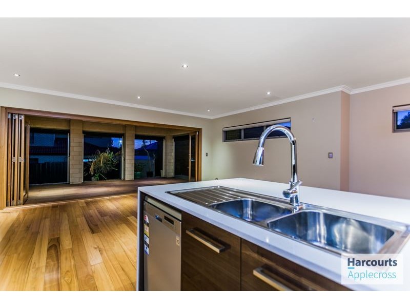 8B Deverell Way, Bentley WA 6102