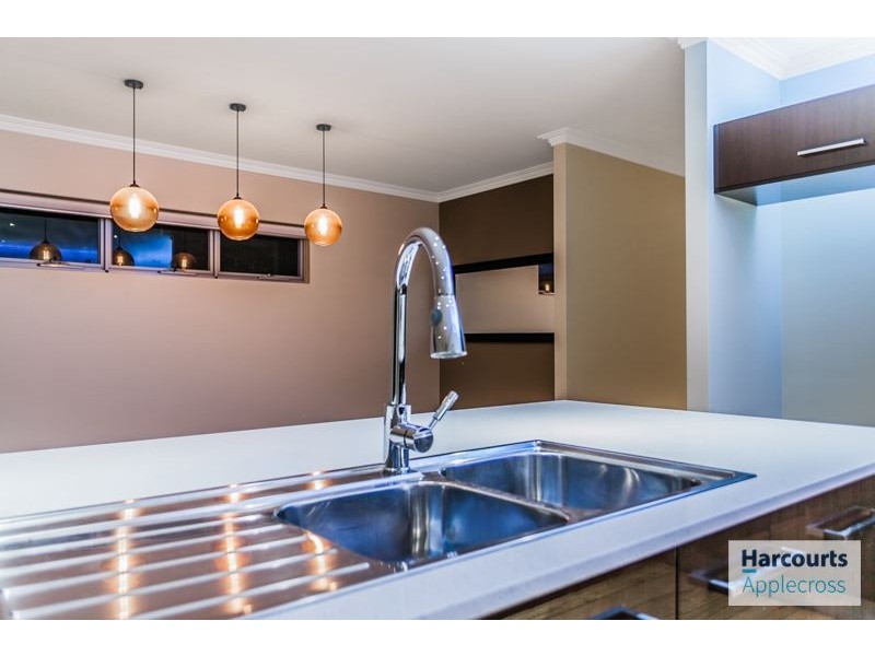8B Deverell Way, Bentley WA 6102
