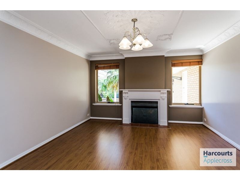 7 Kirwan Way, Winthrop WA 6150