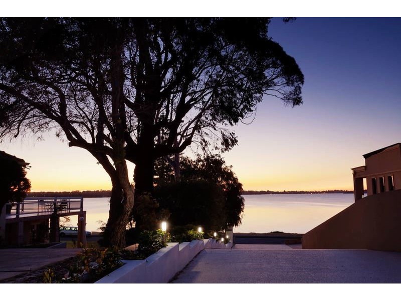 43A Melville Beach Road, Applecross WA 6153