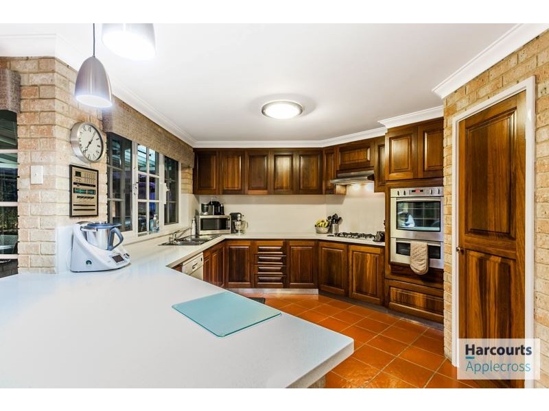 3 Jones Close, Winthrop WA 6150