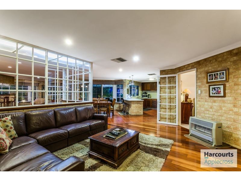 3 Jones Close, Winthrop WA 6150