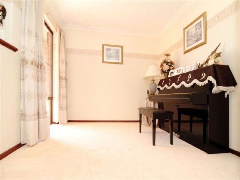 59 Paterson Gardens, Winthrop WA 6150