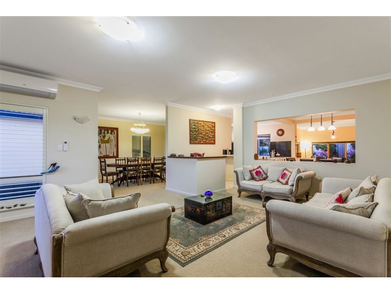 14 Rossiter Way, Winthrop WA 6150