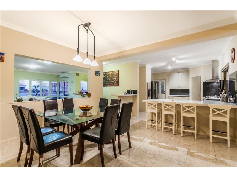 14 Rossiter Way, Winthrop WA 6150