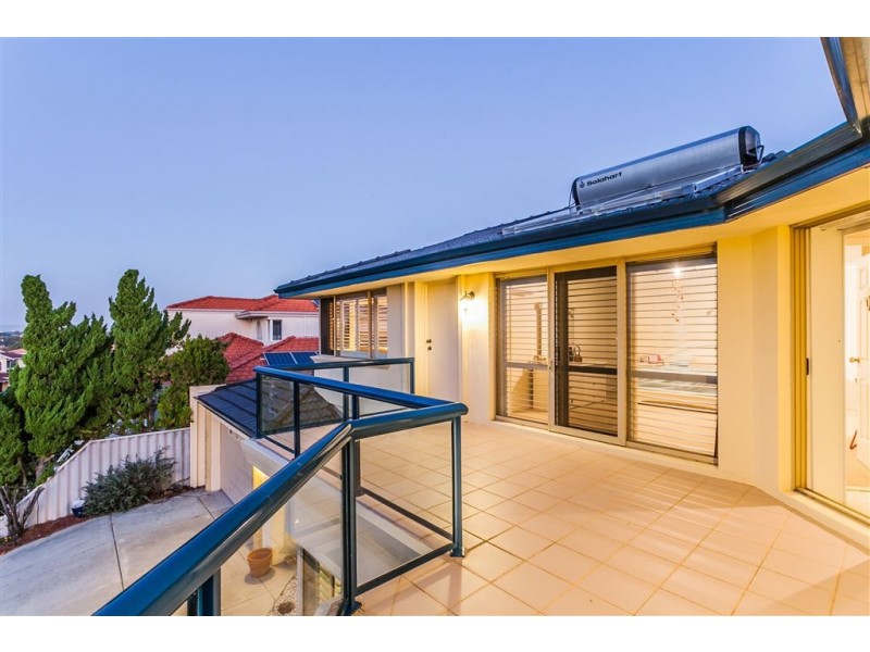 14 Rossiter Way, Winthrop WA 6150