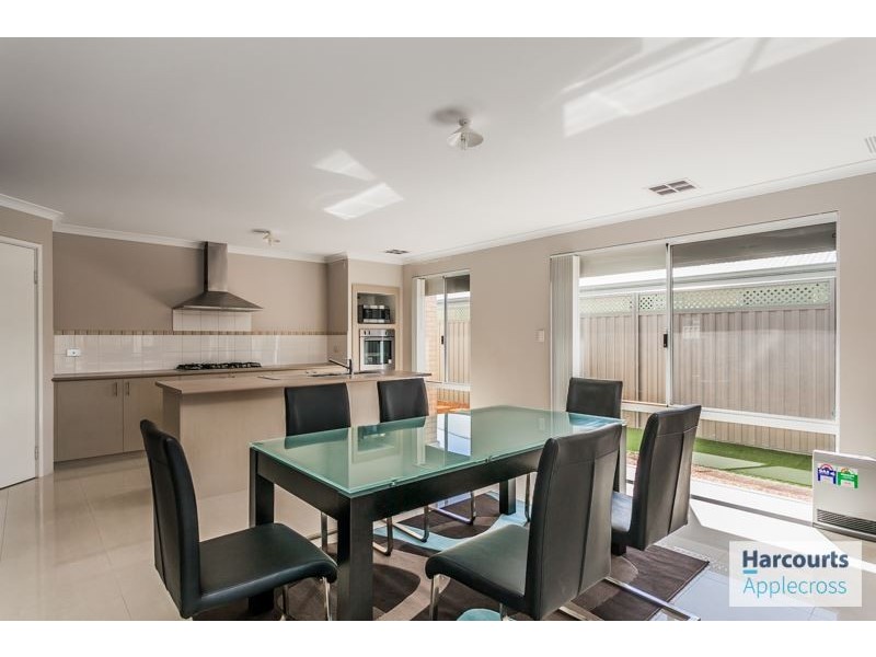 68 Archdale Loop, Piara Waters WA 6112